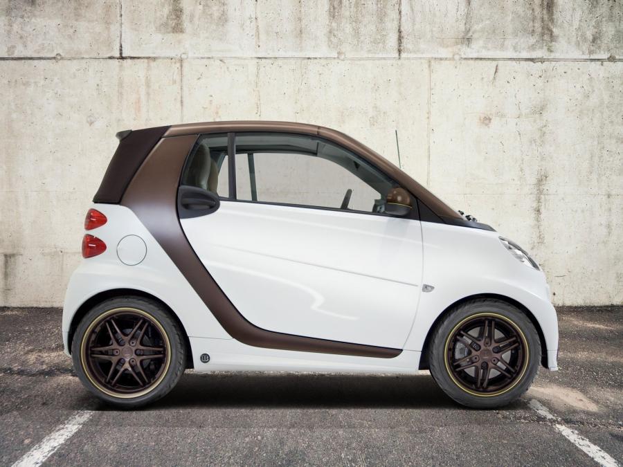 Smart ForTwo by BoConcept by Brabus 2013 года  (фото 3 из 3)